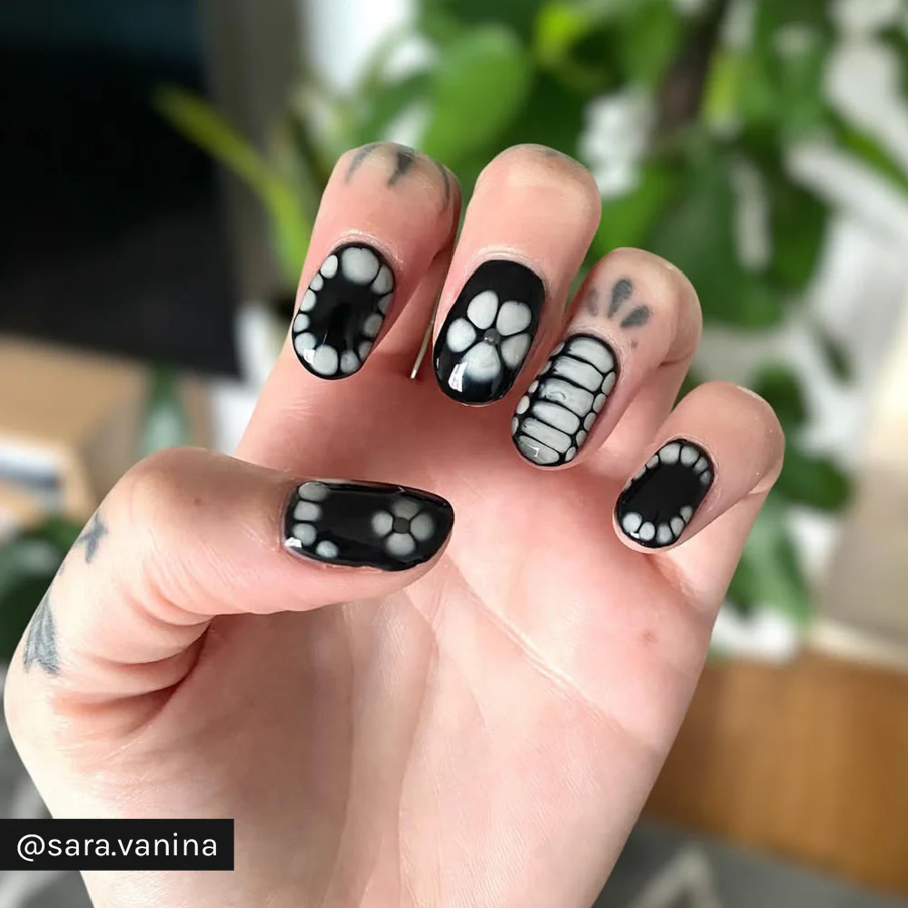 Black Out - Image 26