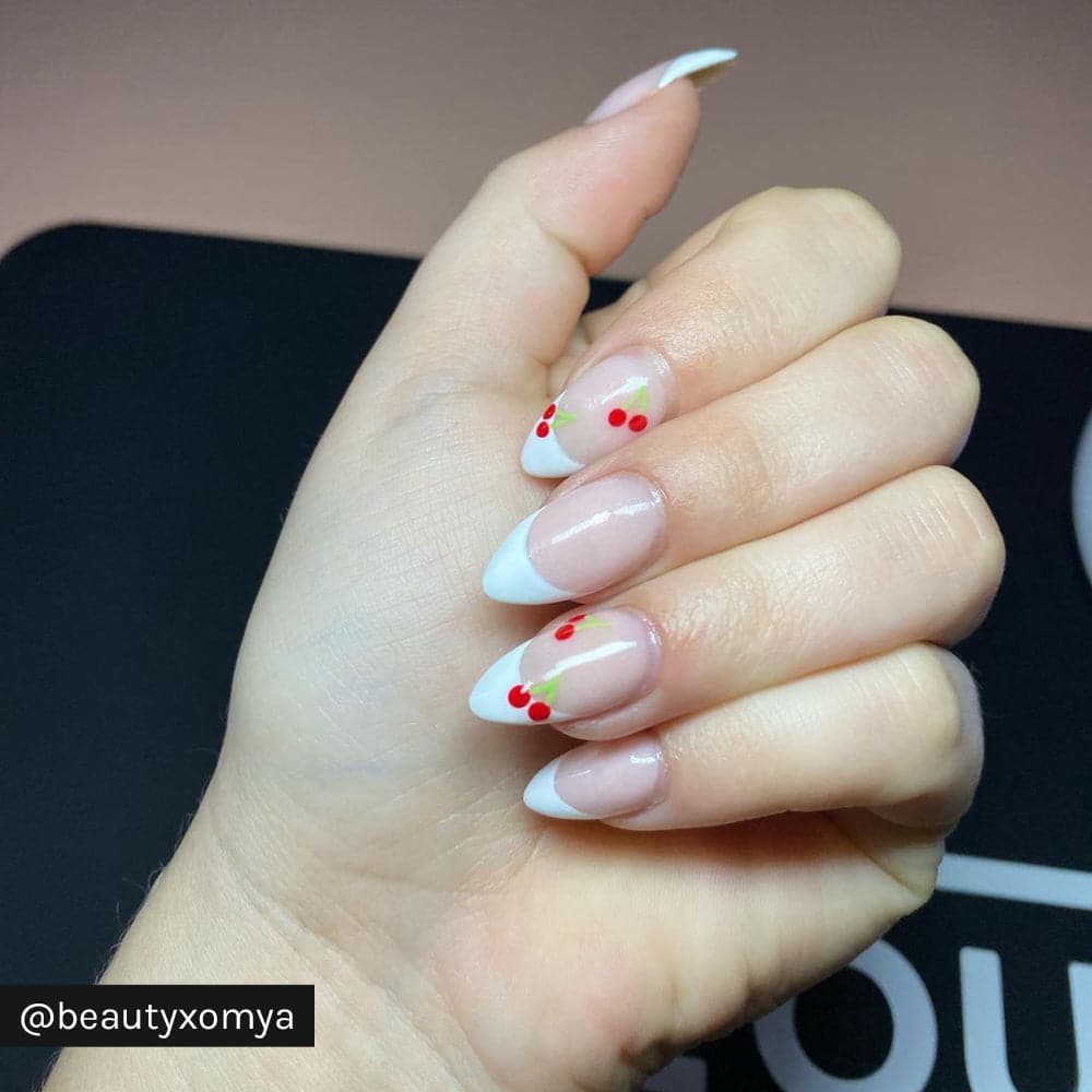 French Kiss - Image 10